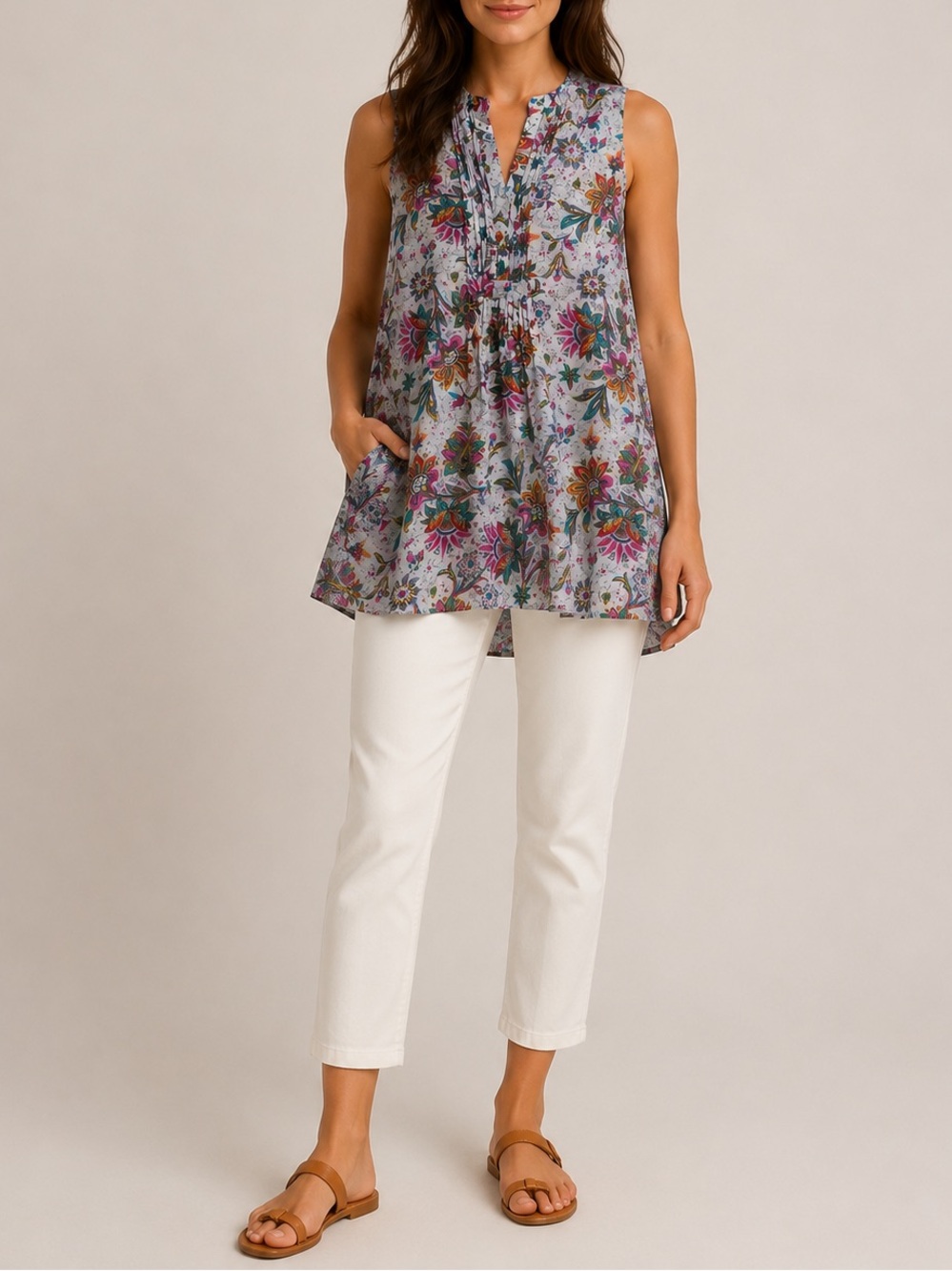 CAbi Sleeveless Tunic Top - M